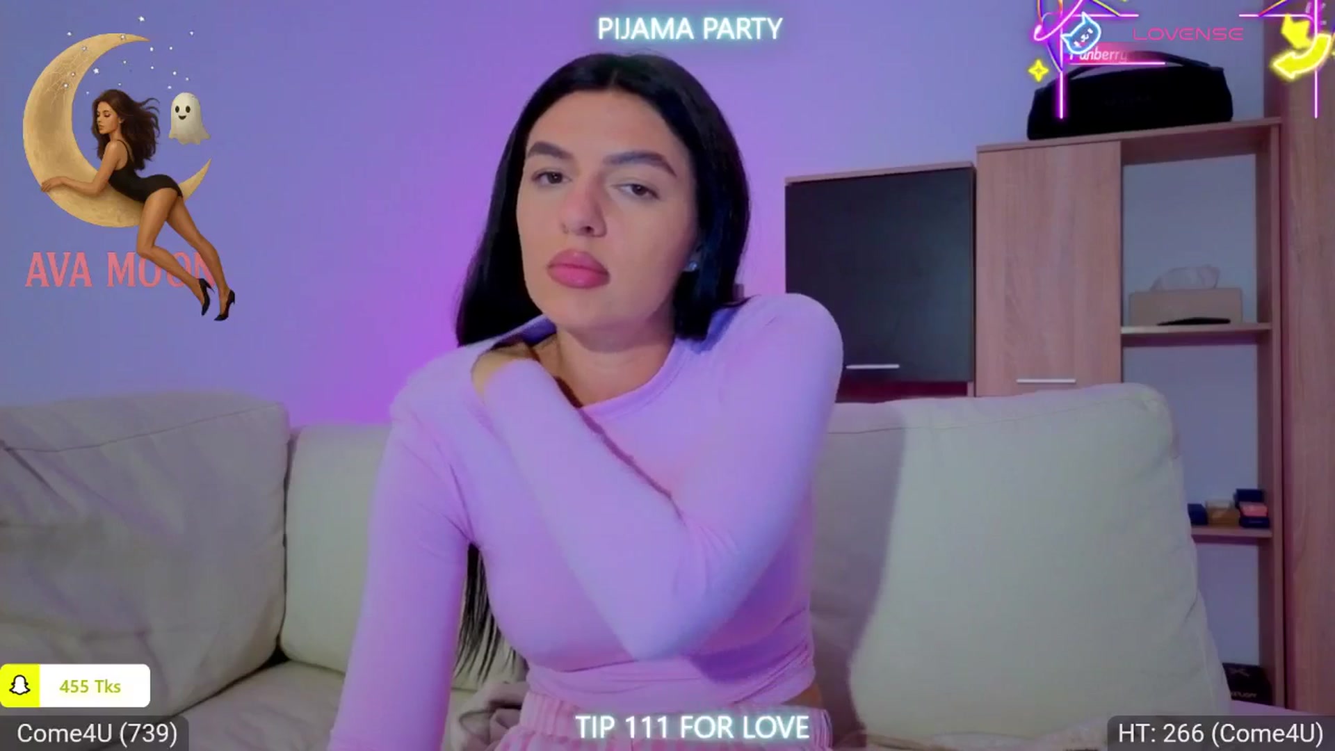 Gallery image thumbnail from AvaMoonlight's myfreecams stream on, 10/23/2025, 24:07 image 4 of 20