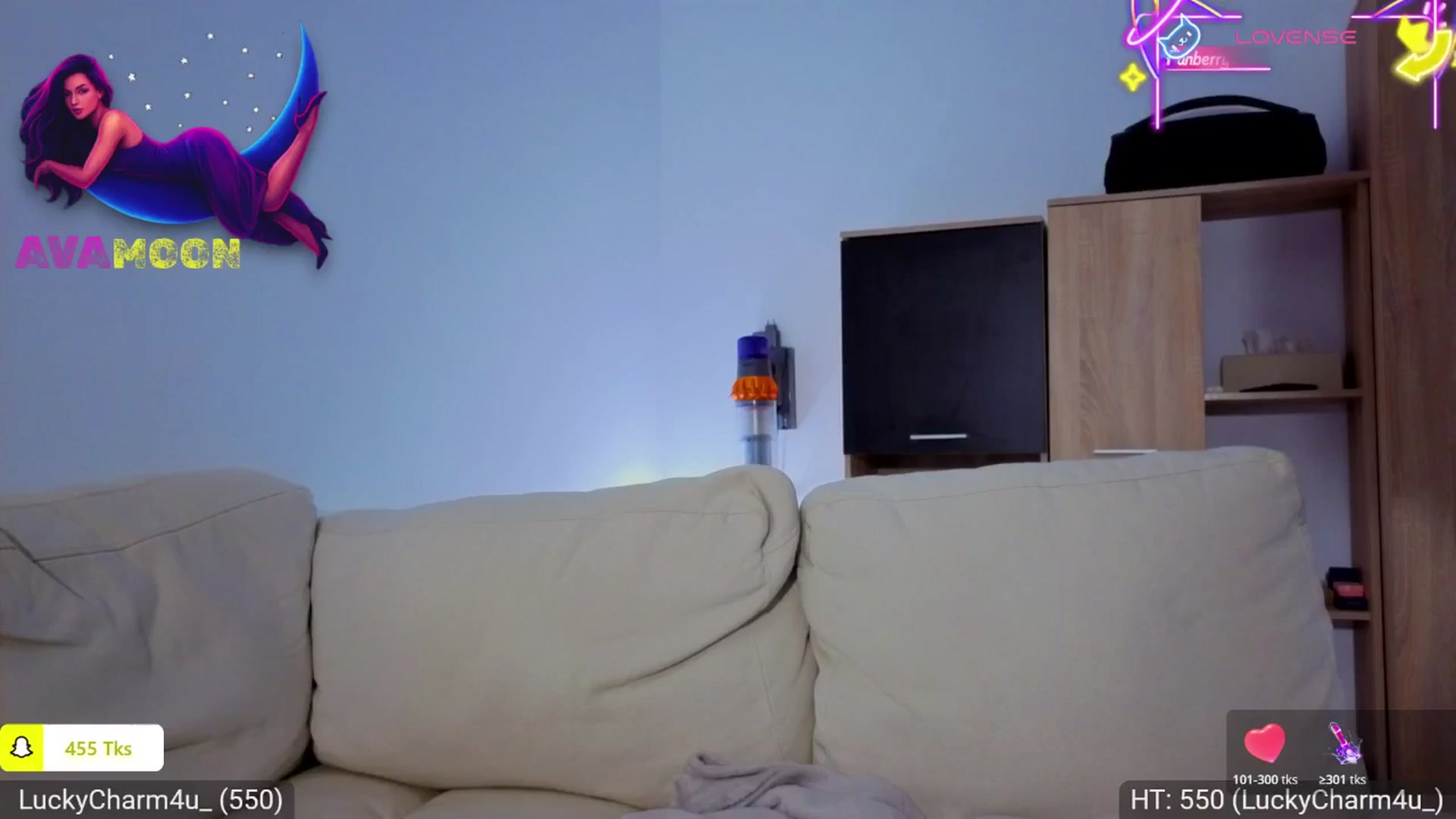 Gallery image thumbnail from AvaMoonlight's myfreecams stream on, 11/09/2025, 24:39 image 17 of 20