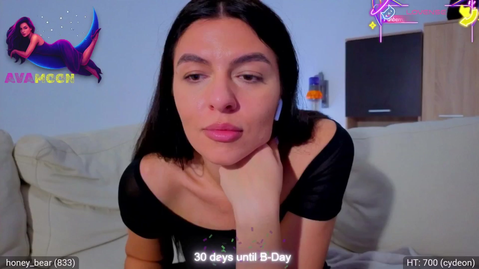 Gallery image thumbnail from AvaMoonlight's myfreecams stream on, 11/10/2025, 01:24 image 19 of 20