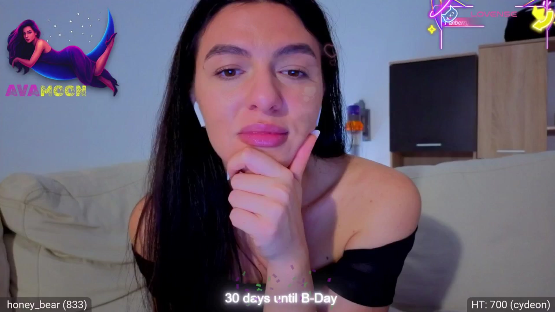 Gallery image thumbnail from AvaMoonlight's myfreecams stream on, 11/10/2025, 01:24 image 11 of 20