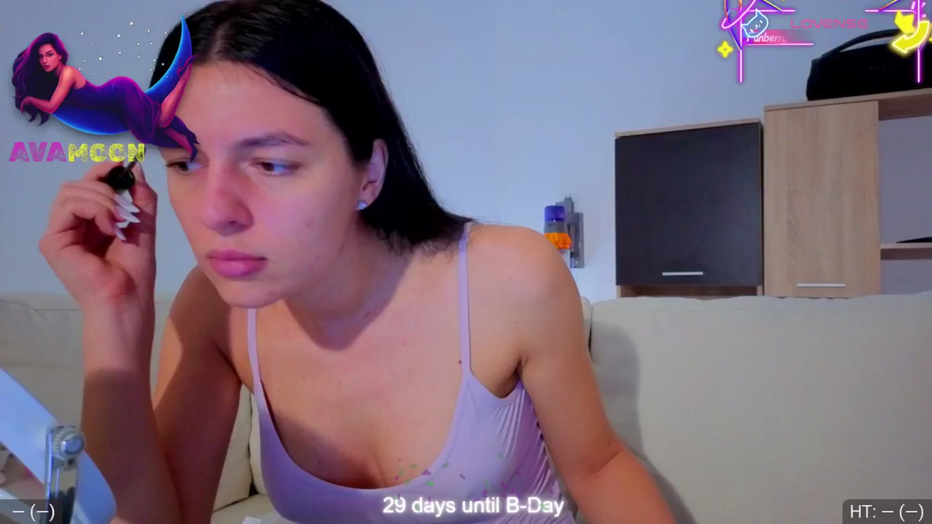 Gallery image thumbnail from AvaMoonlight's myfreecams stream on, 11/10/2025, 17:04 image 4 of 20
