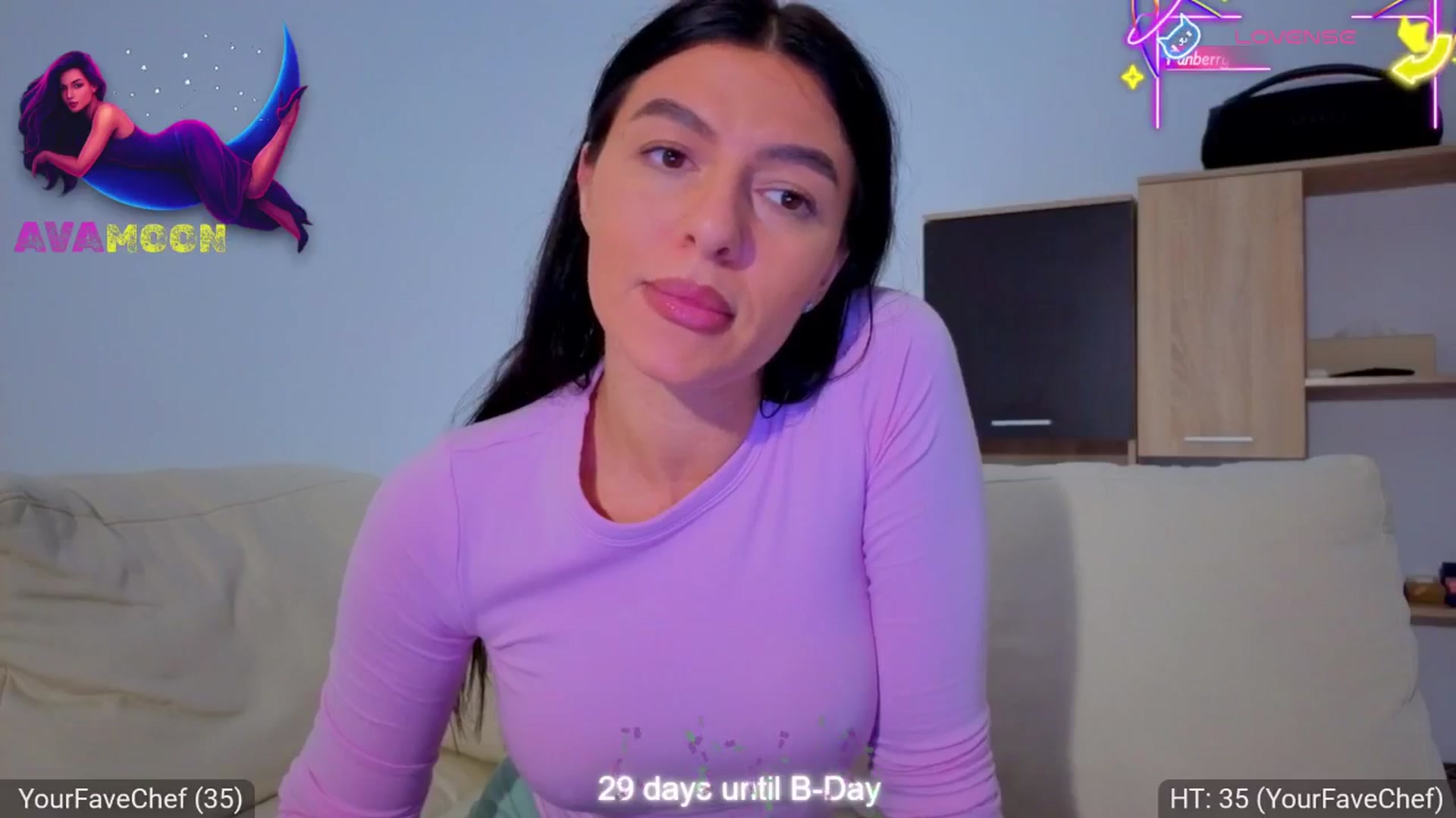 Gallery image thumbnail from AvaMoonlight's myfreecams stream on, 11/11/2025, 24:02 image 17 of 20