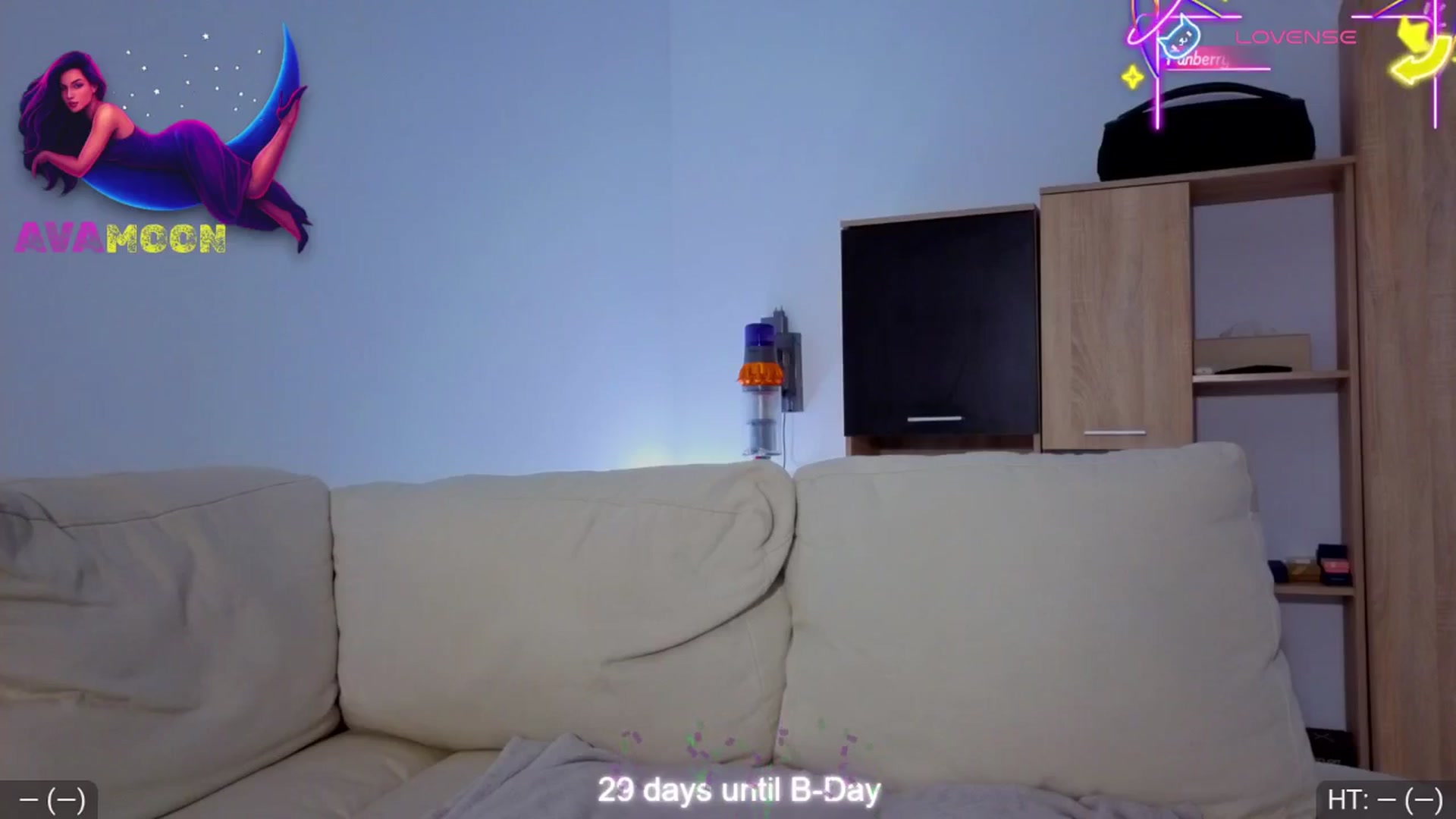 Gallery image thumbnail from AvaMoonlight's myfreecams stream on, 11/11/2025, 24:02 image 2 of 20
