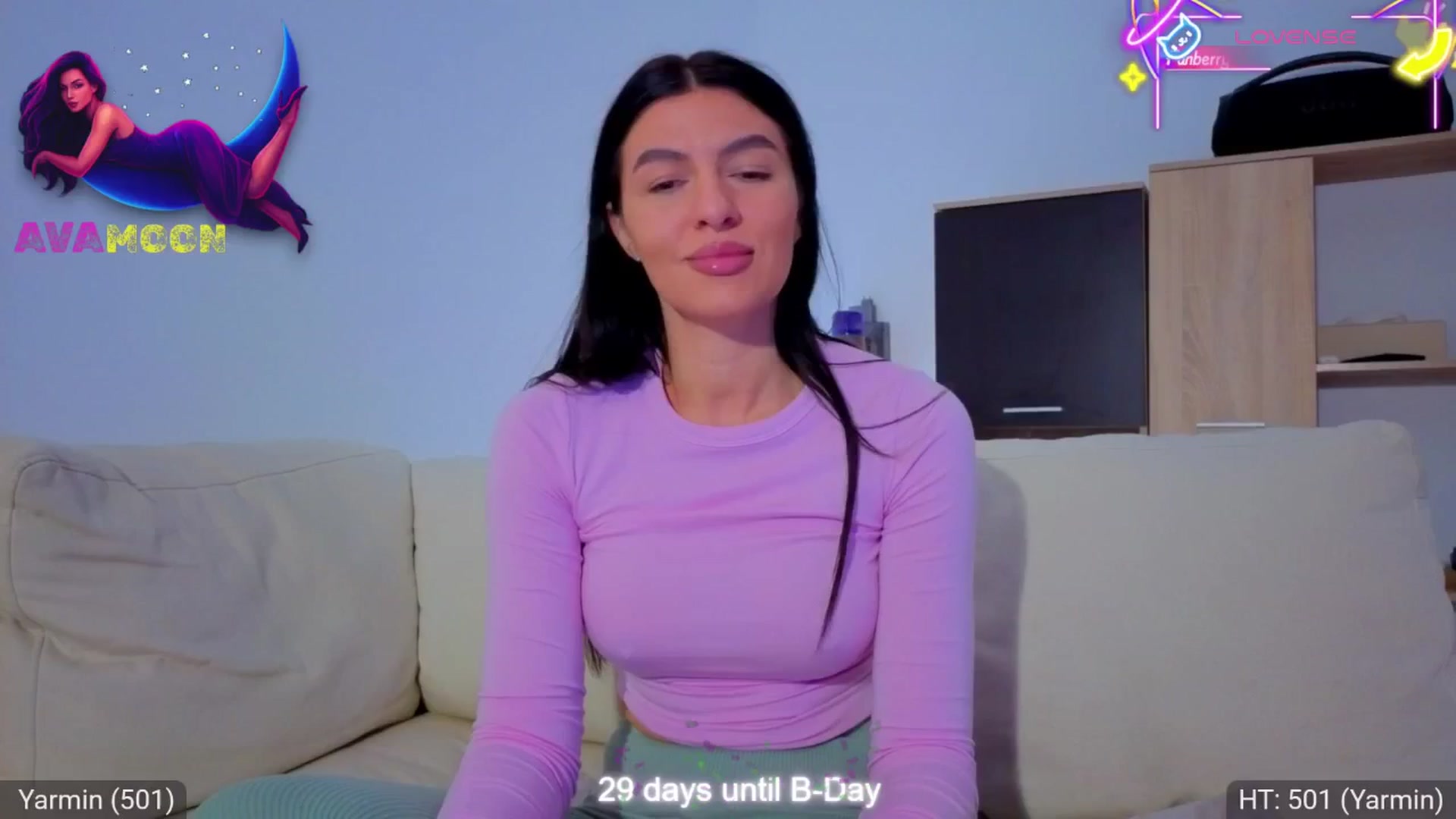 Gallery image thumbnail from AvaMoonlight's myfreecams stream on, 11/11/2025, 01:27 image 8 of 20