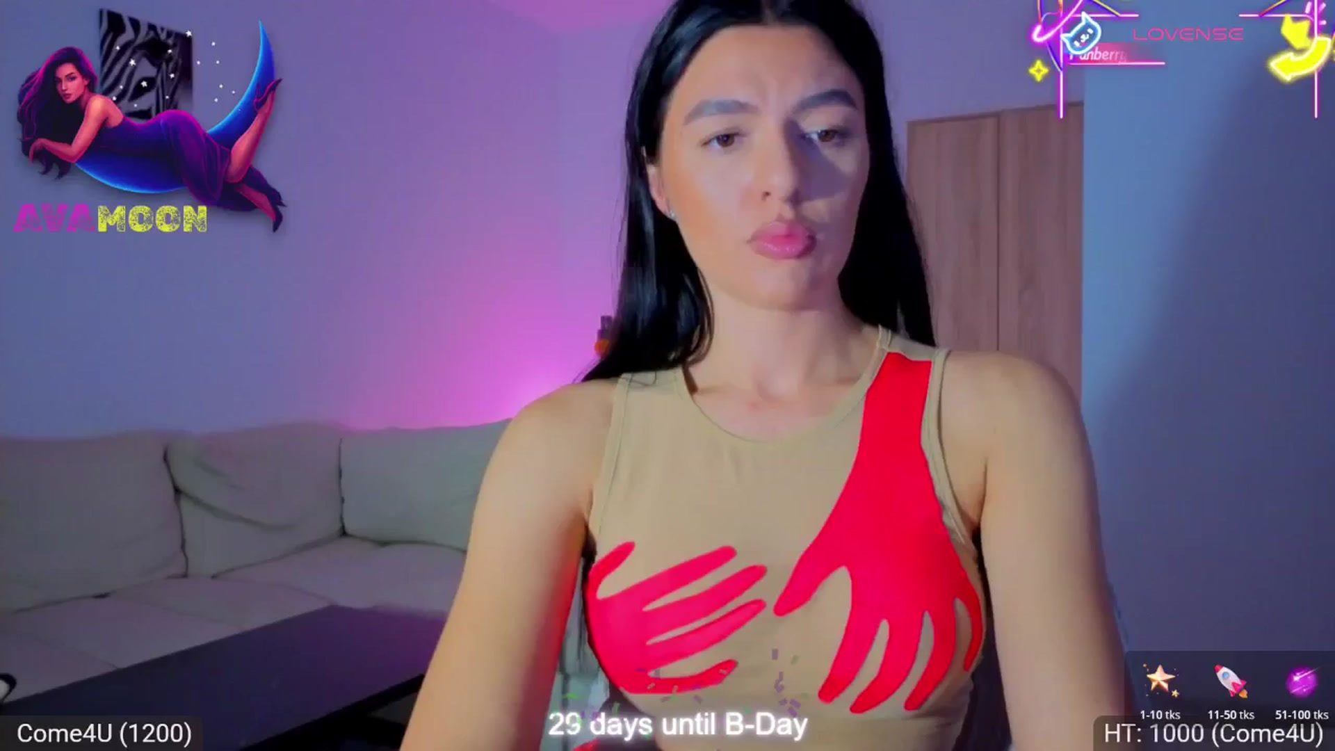 Gallery image thumbnail from AvaMoonlight's myfreecams stream on, 11/11/2025, 17:04 image 12 of 20