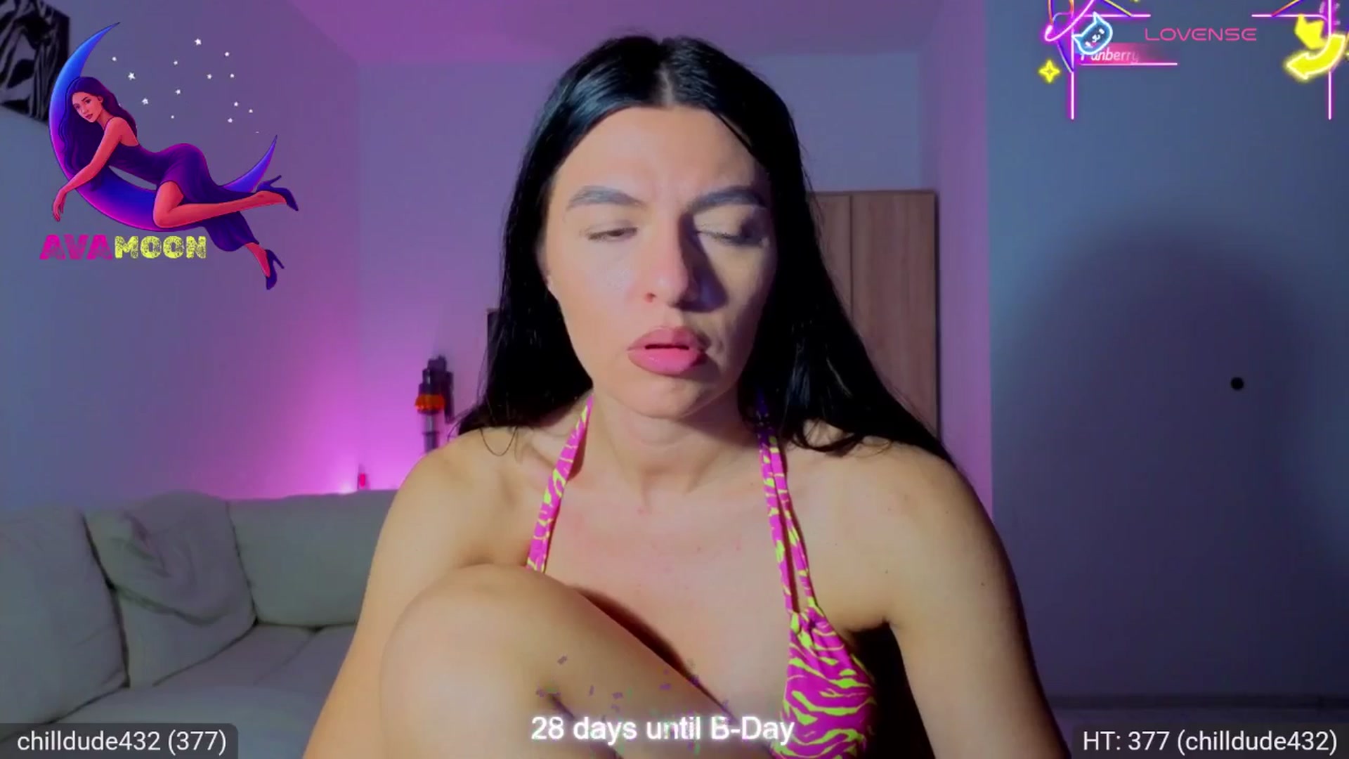 Gallery image thumbnail from AvaMoonlight's myfreecams stream on, 11/12/2025, 01:36 image 6 of 20