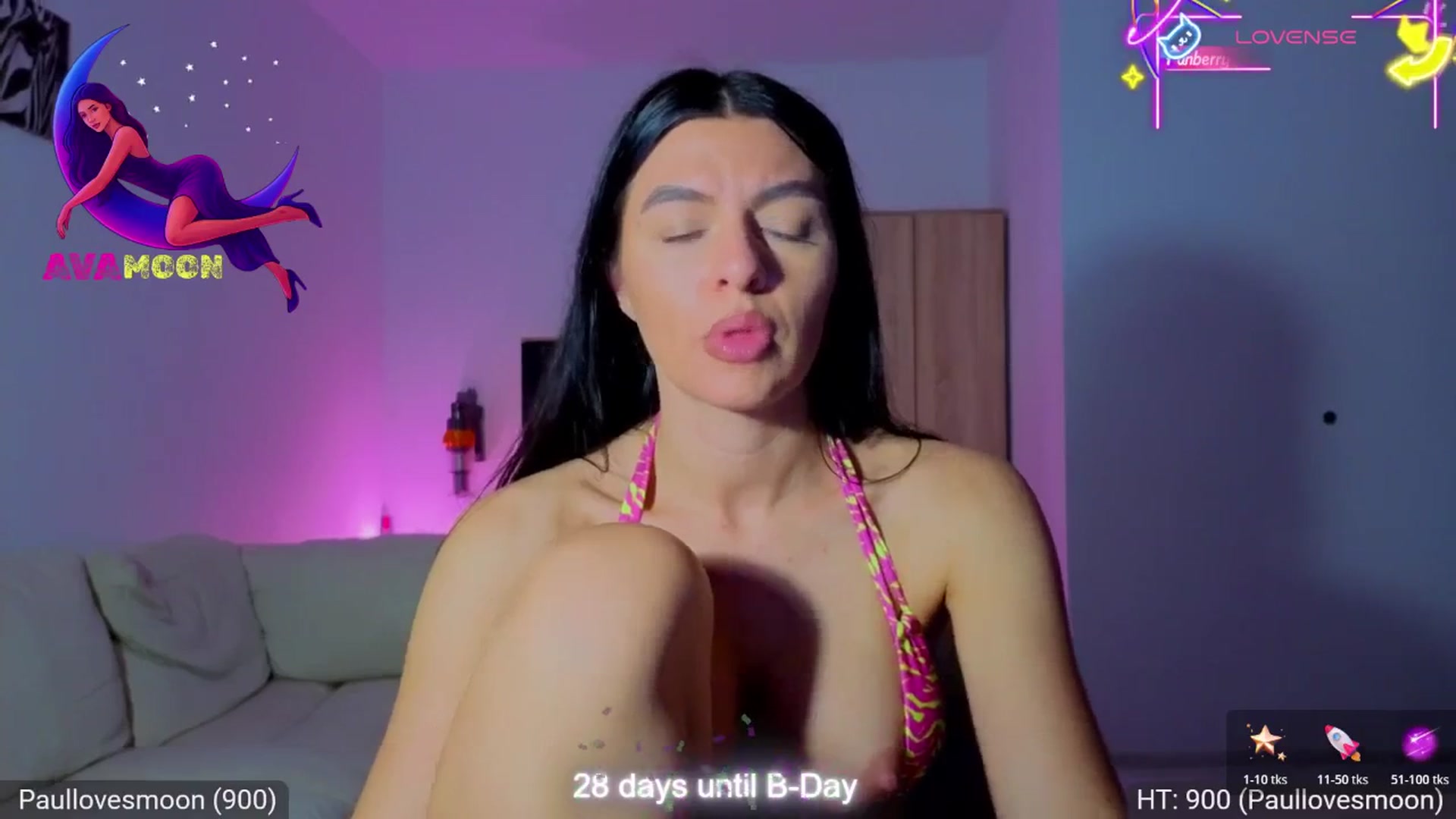 Gallery image thumbnail from AvaMoonlight's myfreecams stream on, 11/12/2025, 01:36 image 9 of 20