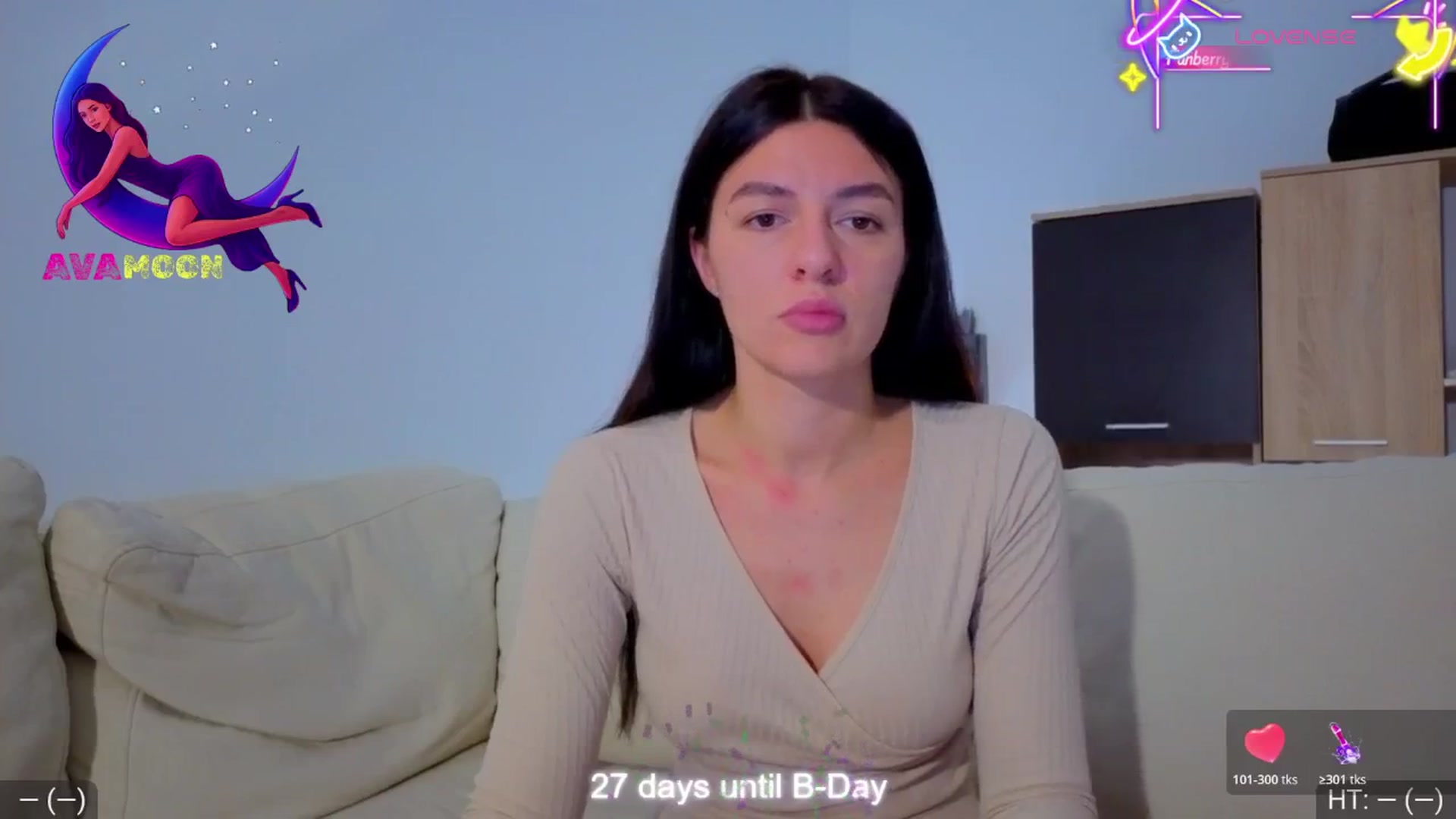 Gallery image thumbnail from AvaMoonlight's myfreecams stream on, 11/12/2025, 17:03 image 6 of 20