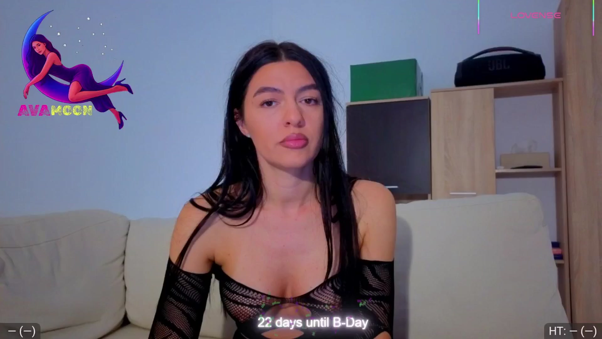 Gallery image thumbnail from AvaMoonlight's myfreecams stream on, 11/17/2025, 17:04 image 5 of 20