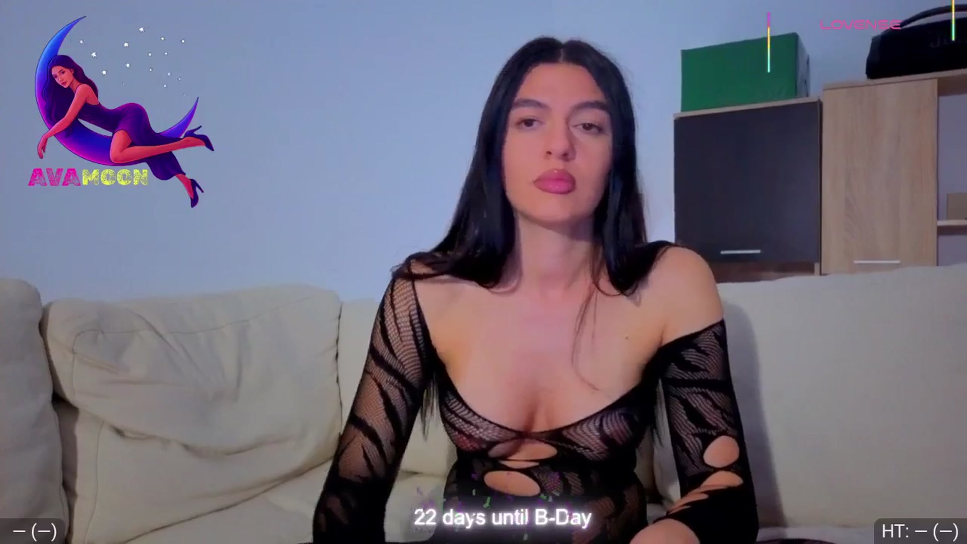 Gallery image thumbnail from AvaMoonlight's myfreecams stream on, 11/17/2025, 23:44 image 14 of 20