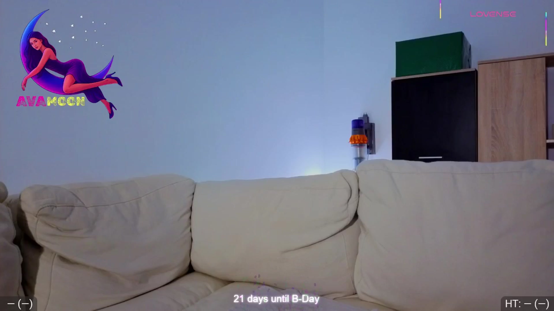 Gallery image thumbnail from AvaMoonlight's myfreecams stream on, 11/18/2025, 17:00 image 14 of 20