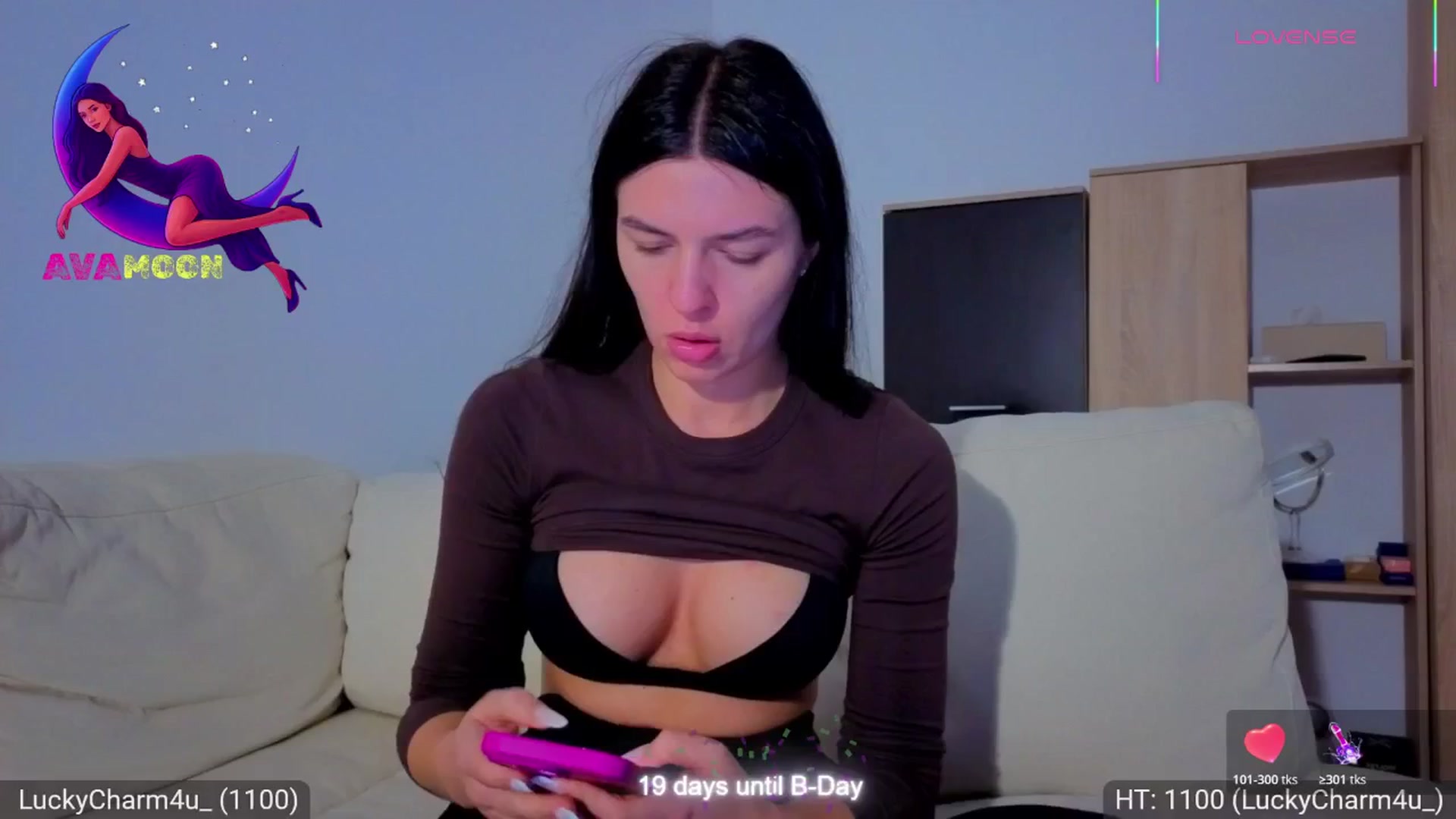 Gallery image thumbnail from AvaMoonlight's myfreecams stream on, 11/20/2025, 17:09 image 6 of 20
