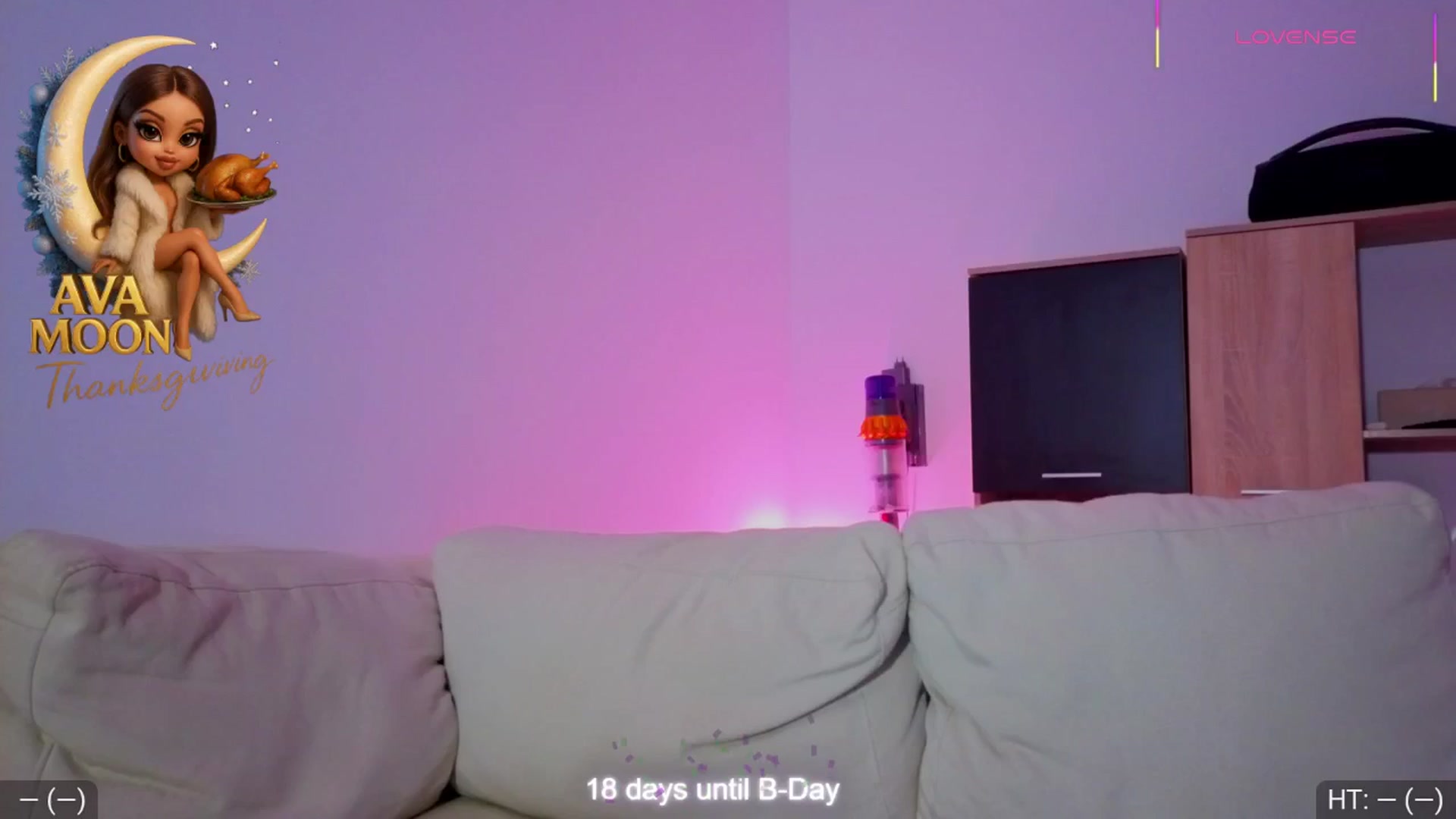 Gallery image thumbnail from AvaMoonlight's myfreecams stream on, 11/22/2025, 24:29 image 1 of 20