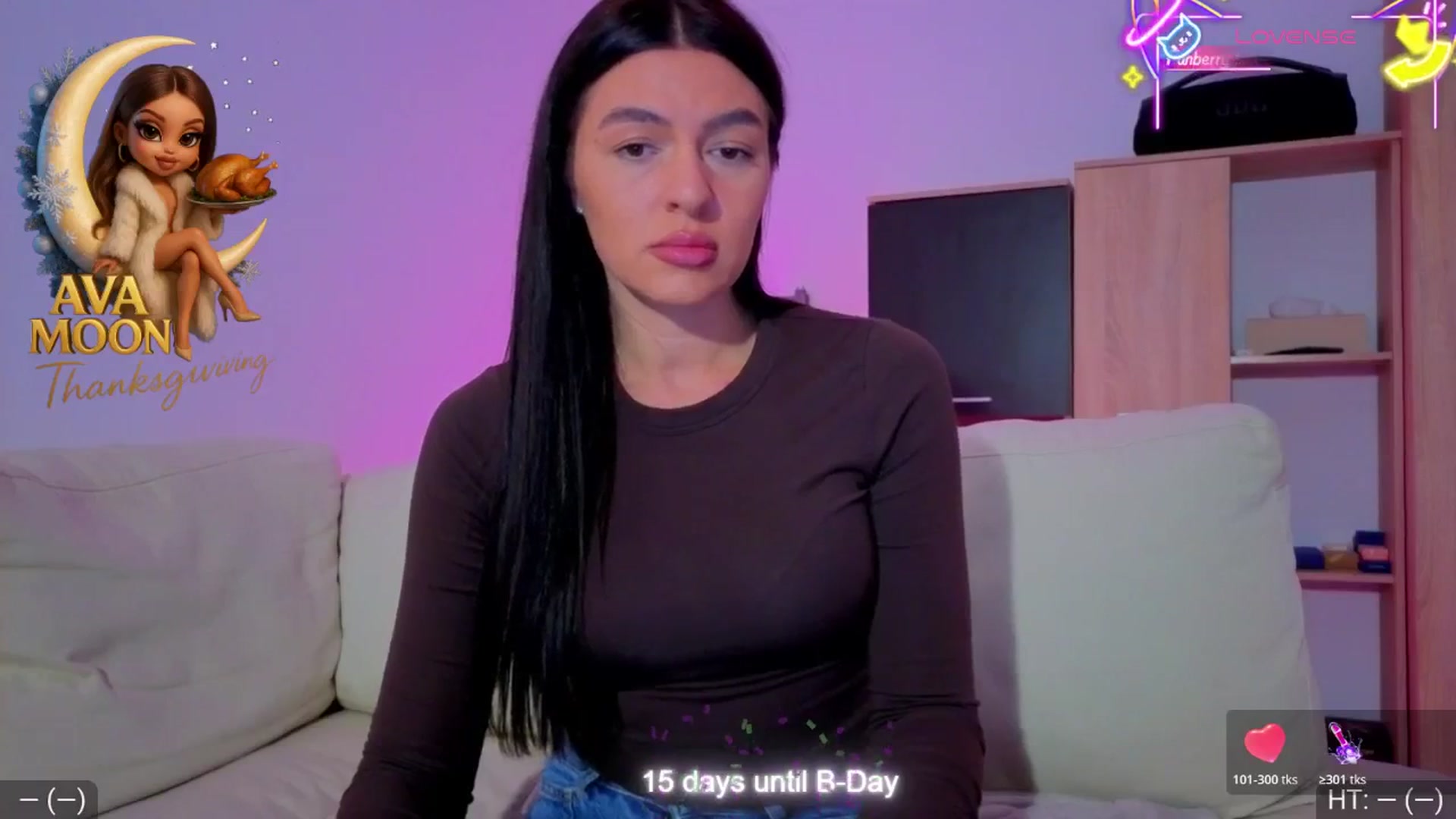 Gallery image thumbnail from AvaMoonlight's myfreecams stream on, 11/27/2025, 17:22 image 9 of 20