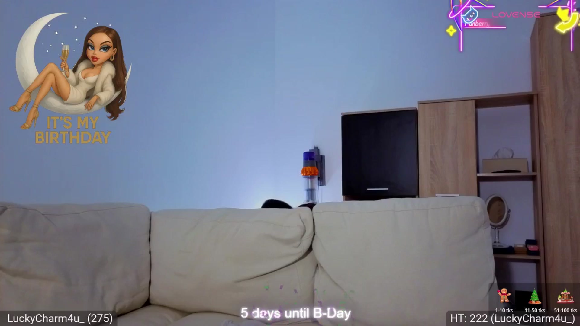 Gallery image thumbnail from AvaMoonlight's myfreecams stream on, 12/05/2025, 16:53 image 7 of 20