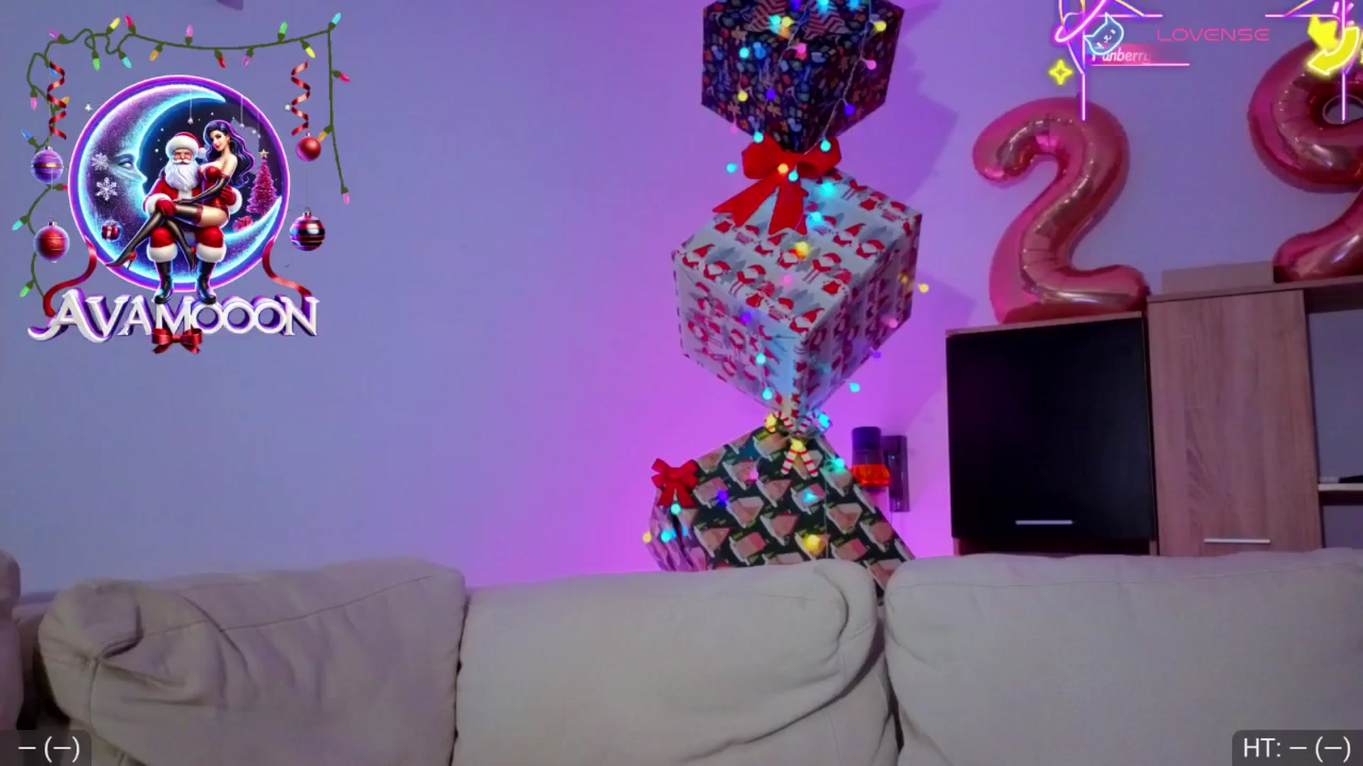 Gallery image thumbnail from AvaMoonlight's myfreecams stream on, 12/12/2025, 17:03 image 3 of 20