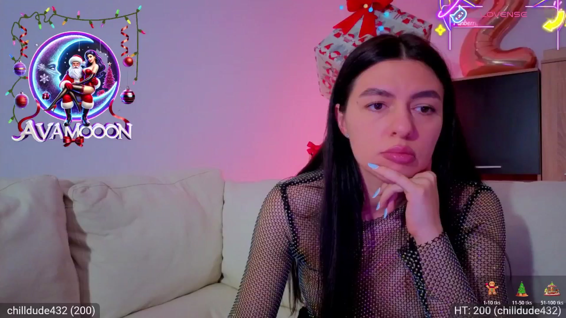 Gallery image thumbnail from AvaMoonlight's myfreecams stream on, 12/15/2025, 17:10 image 16 of 20