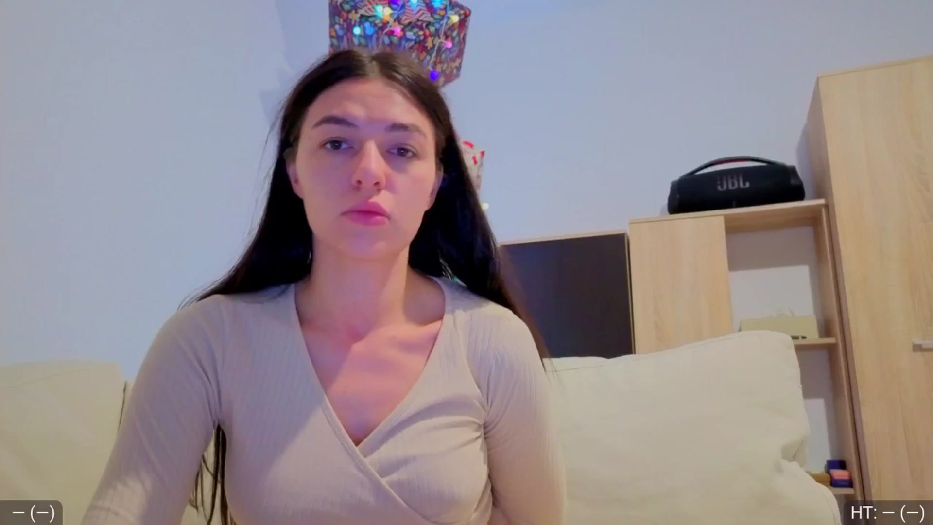 Gallery image thumbnail from AvaMoonlight's myfreecams stream on, 12/21/2025, 16:48 image 1 of 20