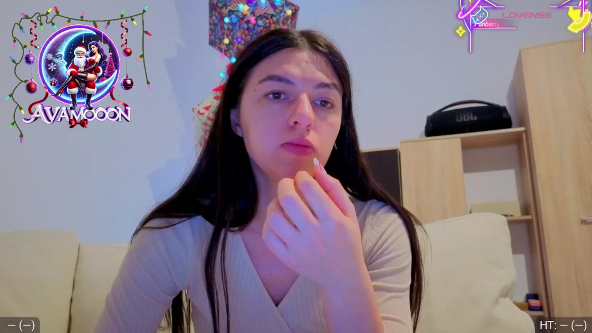 Gallery image thumbnail from AvaMoonlight's myfreecams stream on, 12/21/2025, 16:48 image 7 of 20