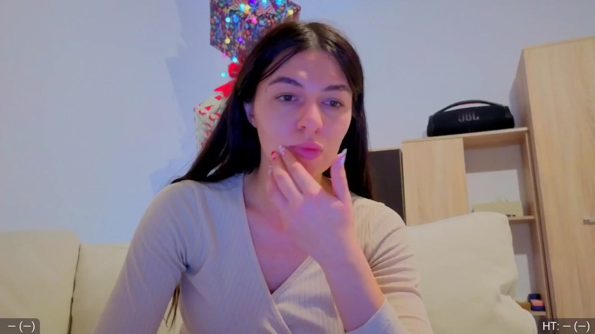 Gallery image thumbnail from AvaMoonlight's myfreecams stream on, 12/21/2025, 16:48 image 5 of 20