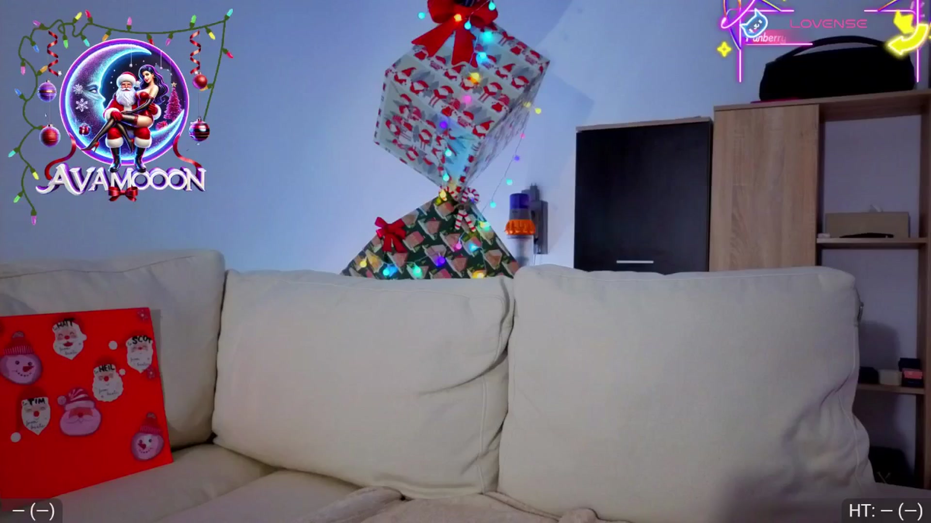 Gallery image thumbnail from AvaMoonlight's myfreecams stream on, 12/22/2025, 17:15 image 9 of 20
