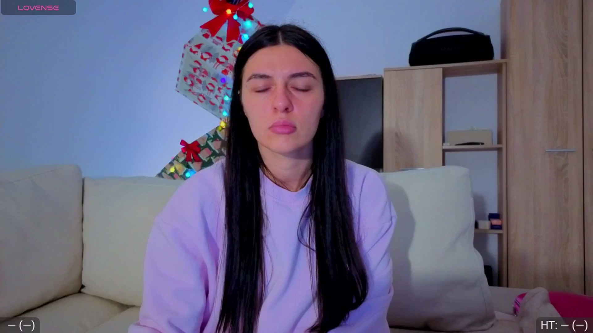 Gallery image thumbnail from AvaMoonlight's myfreecams stream on, 12/22/2025, 17:15 image 2 of 20