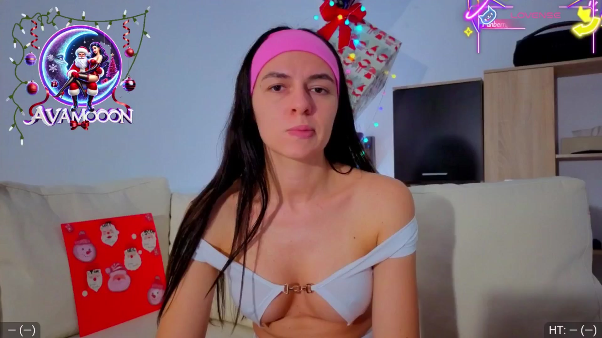 Gallery image thumbnail from AvaMoonlight's myfreecams stream on, 12/24/2025, 01:27 image 10 of 20