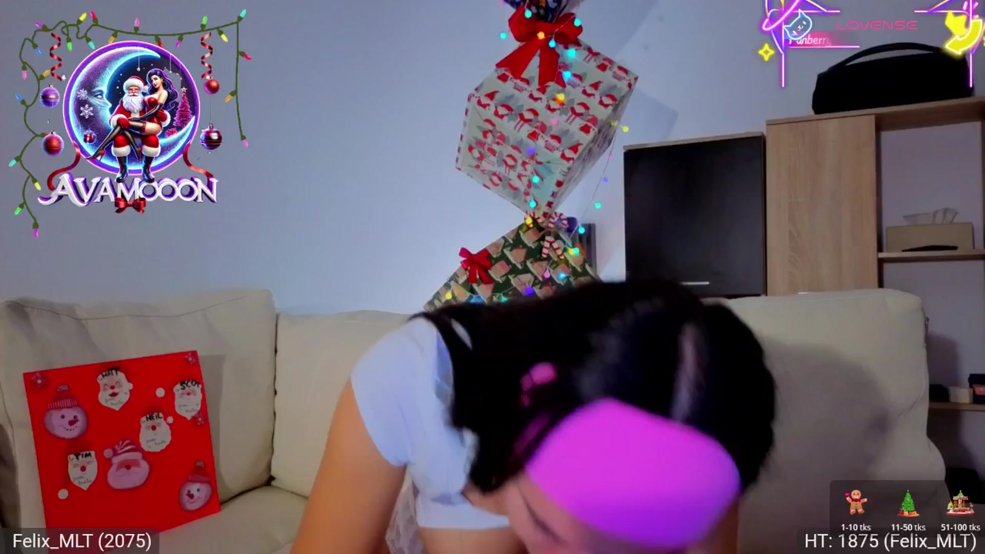 Gallery image thumbnail from AvaMoonlight's myfreecams stream on, 12/24/2025, 01:27 image 15 of 20