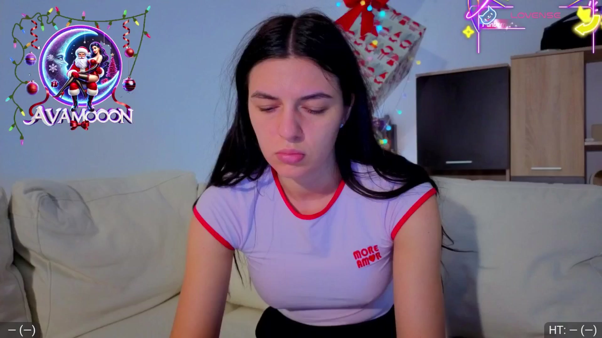 Gallery image thumbnail from AvaMoonlight's myfreecams stream on, 12/26/2025, 17:13 image 7 of 20
