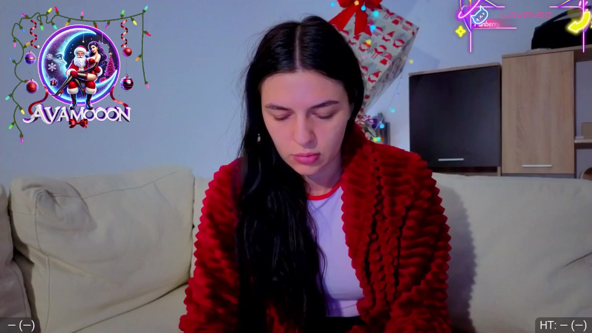 Gallery image thumbnail from AvaMoonlight's myfreecams stream on, 12/26/2025, 17:13 image 14 of 20