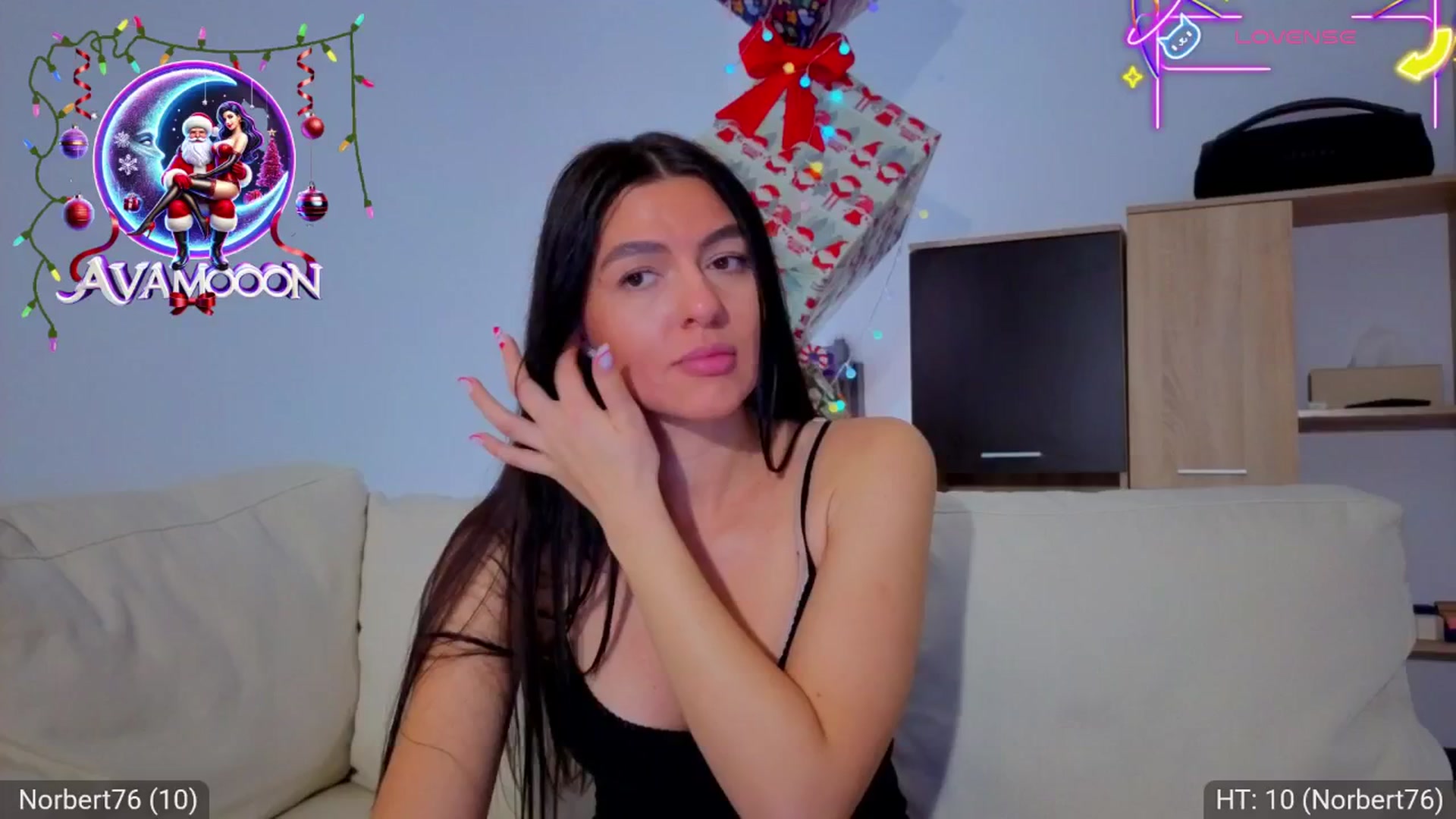 Gallery image thumbnail from AvaMoonlight's myfreecams stream on, 12/29/2025, 01:21 image 16 of 20