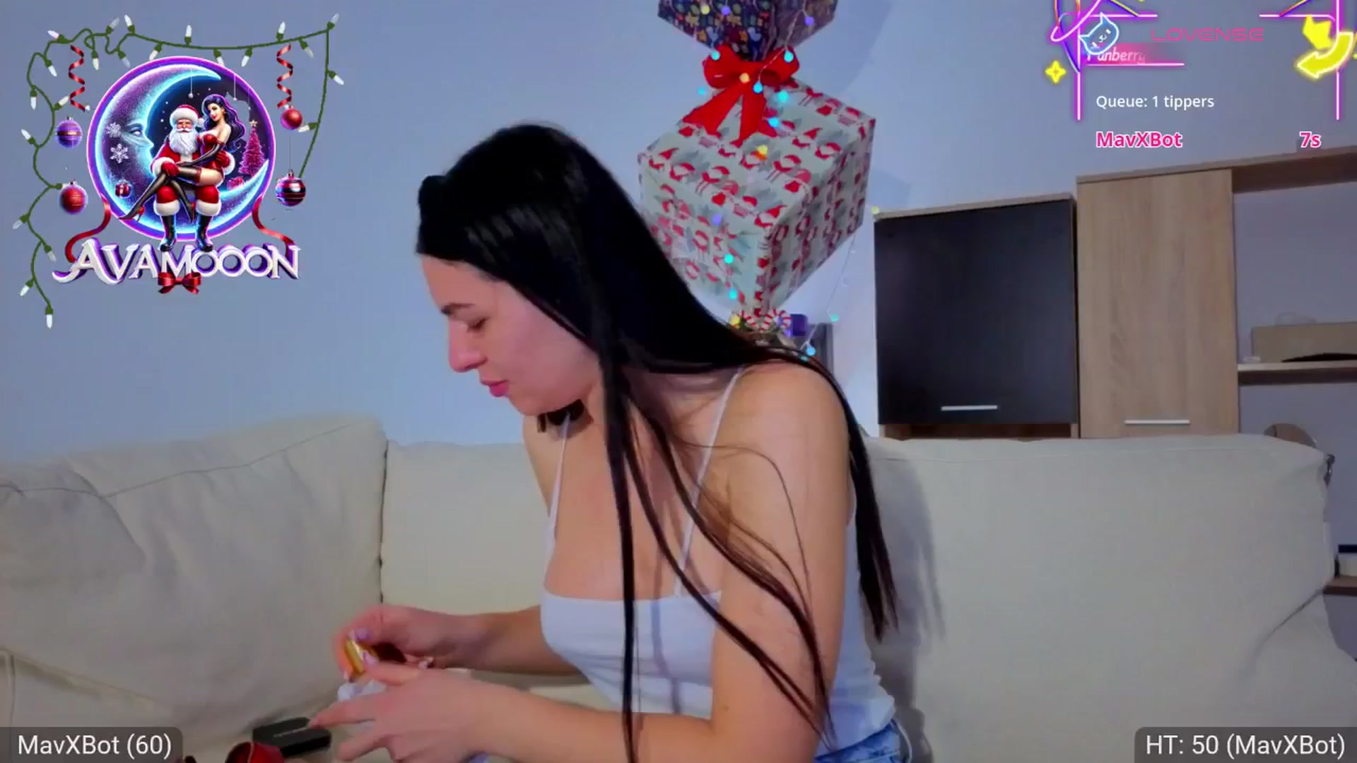 Gallery image thumbnail from AvaMoonlight's myfreecams stream on, 12/29/2025, 17:14 image 7 of 20