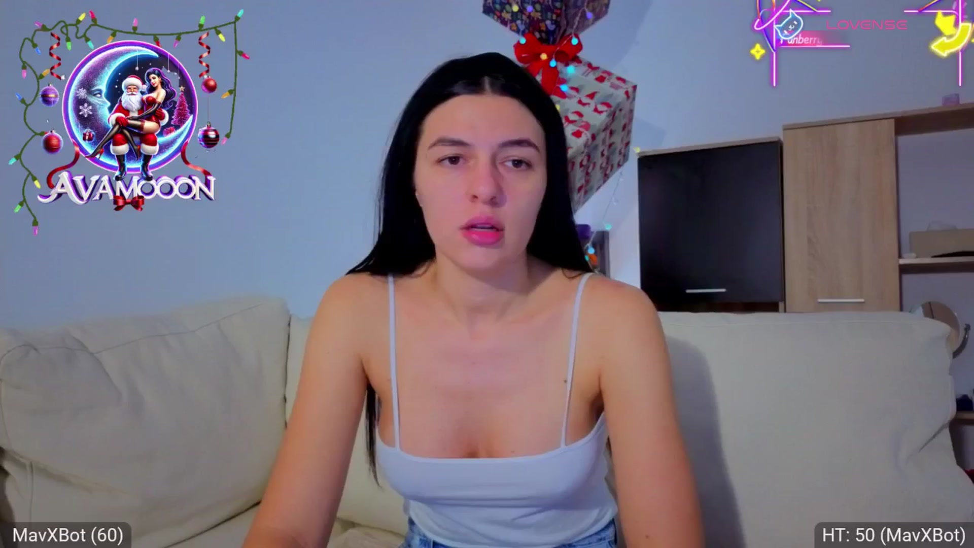 Gallery image thumbnail from AvaMoonlight's myfreecams stream on, 12/29/2025, 17:14 image 13 of 20