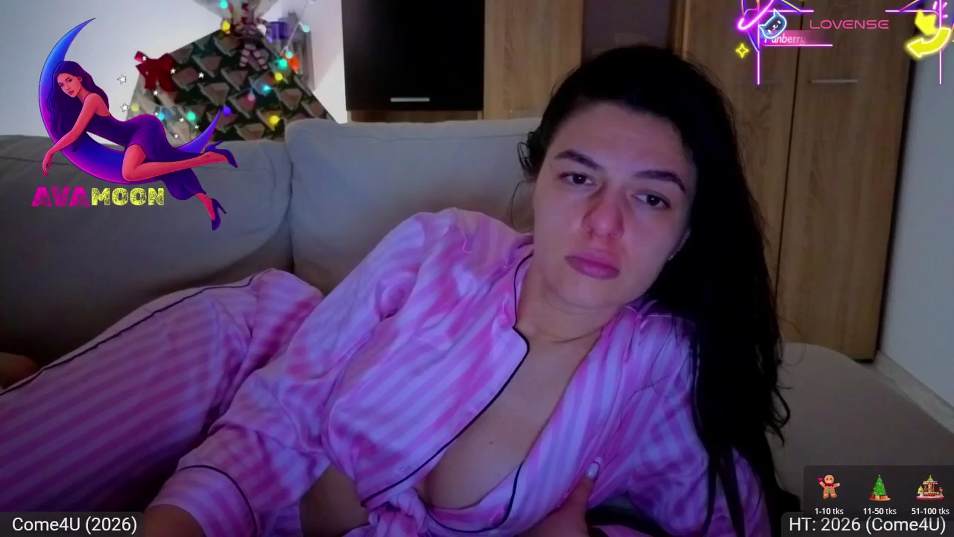 Gallery image thumbnail from AvaMoonlight's myfreecams stream on, 01/03/2026, 24:27 image 10 of 20
