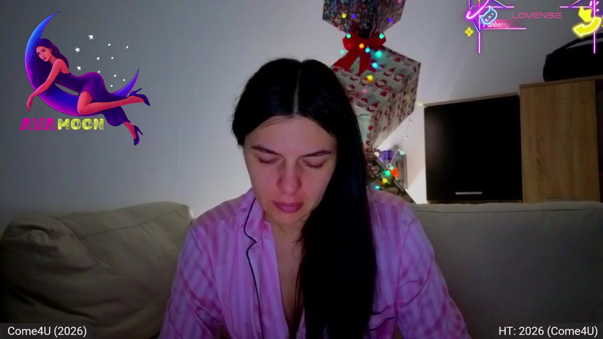 Gallery image thumbnail from AvaMoonlight's myfreecams stream on, 01/03/2026, 24:29 image 2 of 20