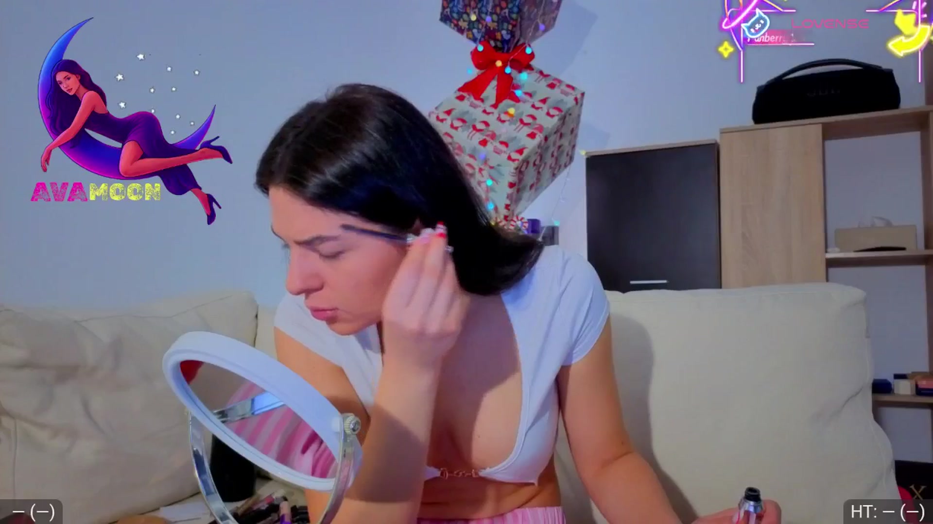 Gallery image thumbnail from AvaMoonlight's myfreecams stream on, 01/03/2026, 17:14 image 12 of 20