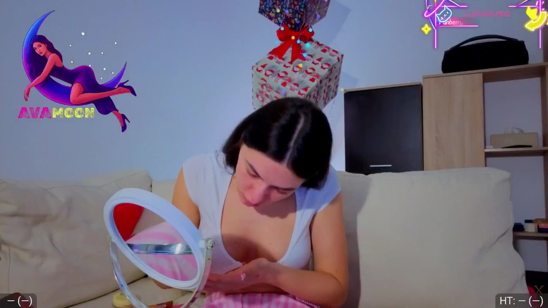 Gallery image thumbnail from AvaMoonlight's myfreecams stream on, 01/03/2026, 17:14 image 8 of 20