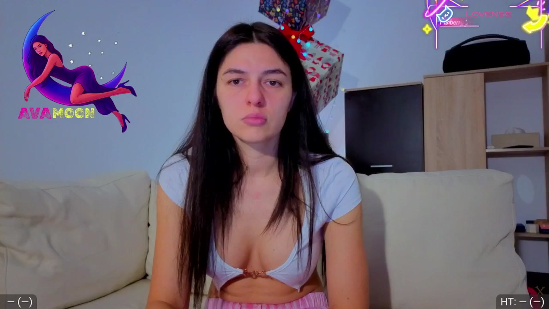 Gallery image thumbnail from AvaMoonlight's myfreecams stream on, 01/03/2026, 17:14 image 3 of 20