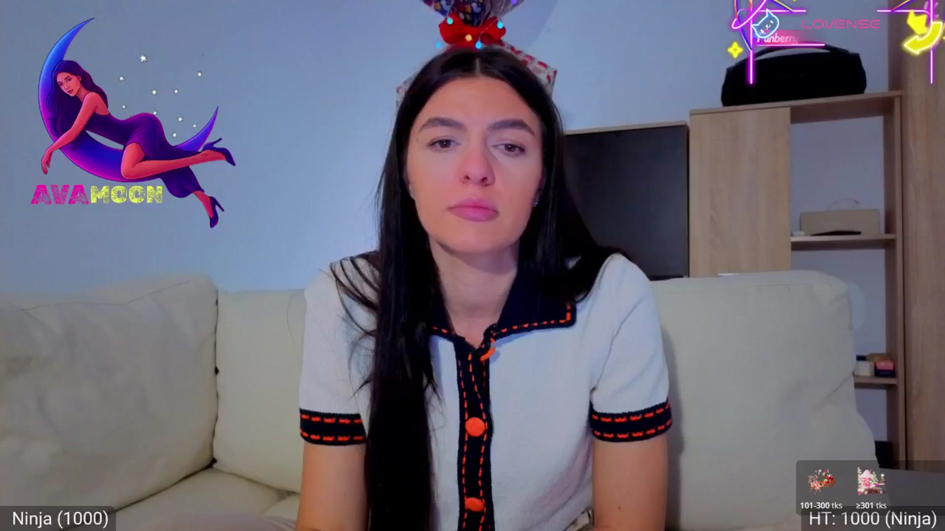 Gallery image thumbnail from AvaMoonlight's myfreecams stream on, 01/04/2026, 17:09 image 9 of 20