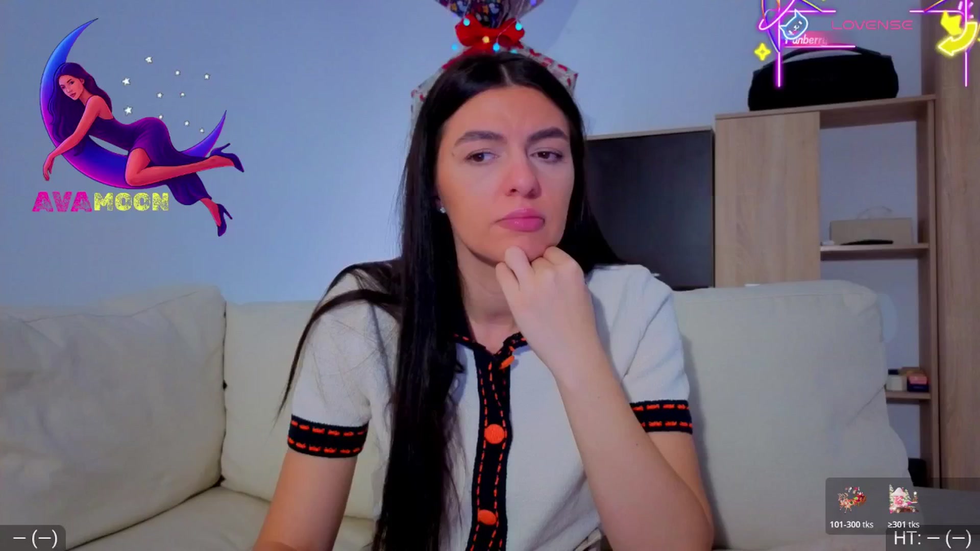Gallery image thumbnail from AvaMoonlight's myfreecams stream on, 01/04/2026, 17:09 image 4 of 20