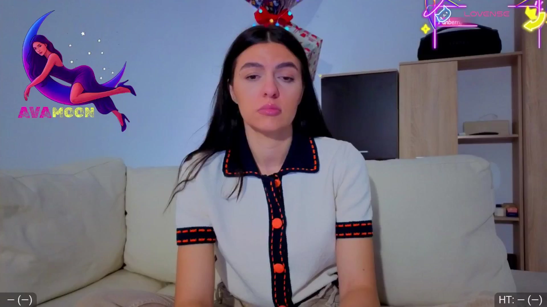 Gallery image thumbnail from AvaMoonlight's myfreecams stream on, 01/04/2026, 17:09 image 1 of 20