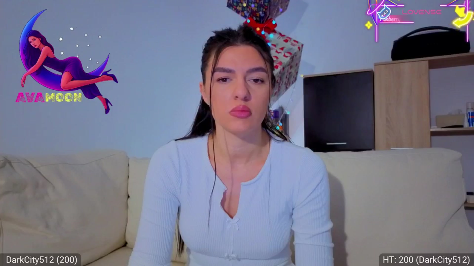 Gallery image thumbnail from AvaMoonlight's myfreecams stream on, 01/06/2026, 17:12 image 13 of 20