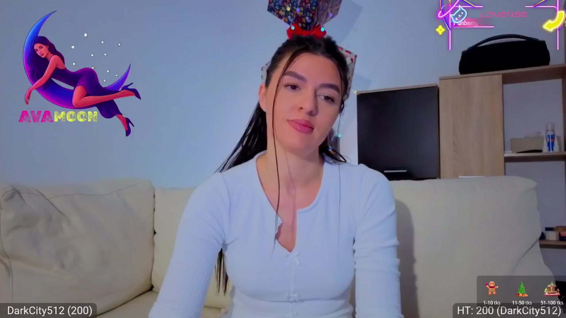 Gallery image thumbnail from AvaMoonlight's myfreecams stream on, 01/06/2026, 17:12 image 11 of 20