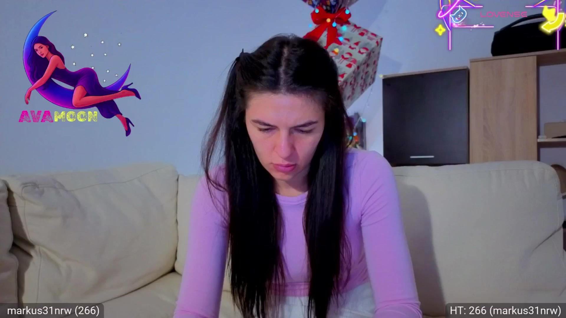 Gallery image thumbnail from AvaMoonlight's myfreecams stream on, 01/08/2026, 17:11 image 11 of 20