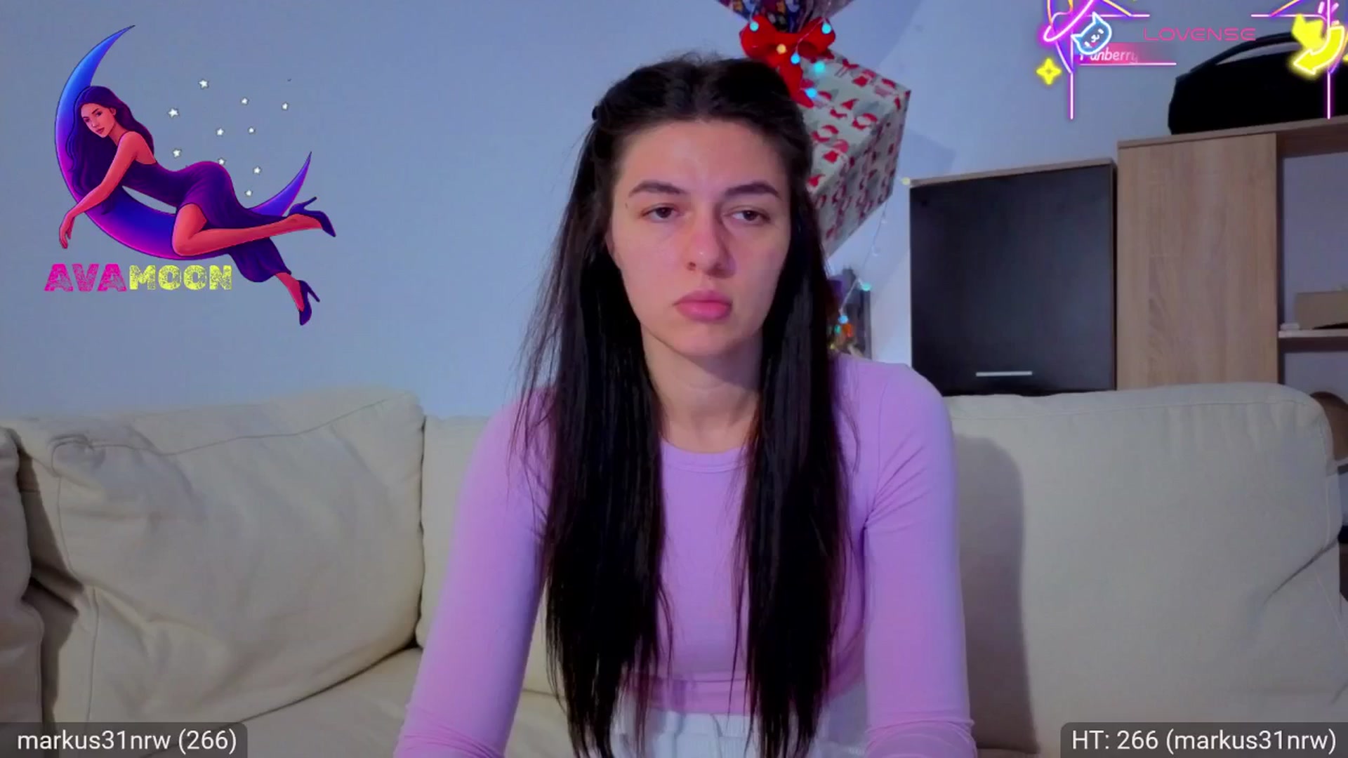Gallery image thumbnail from AvaMoonlight's myfreecams stream on, 01/08/2026, 17:11 image 15 of 20
