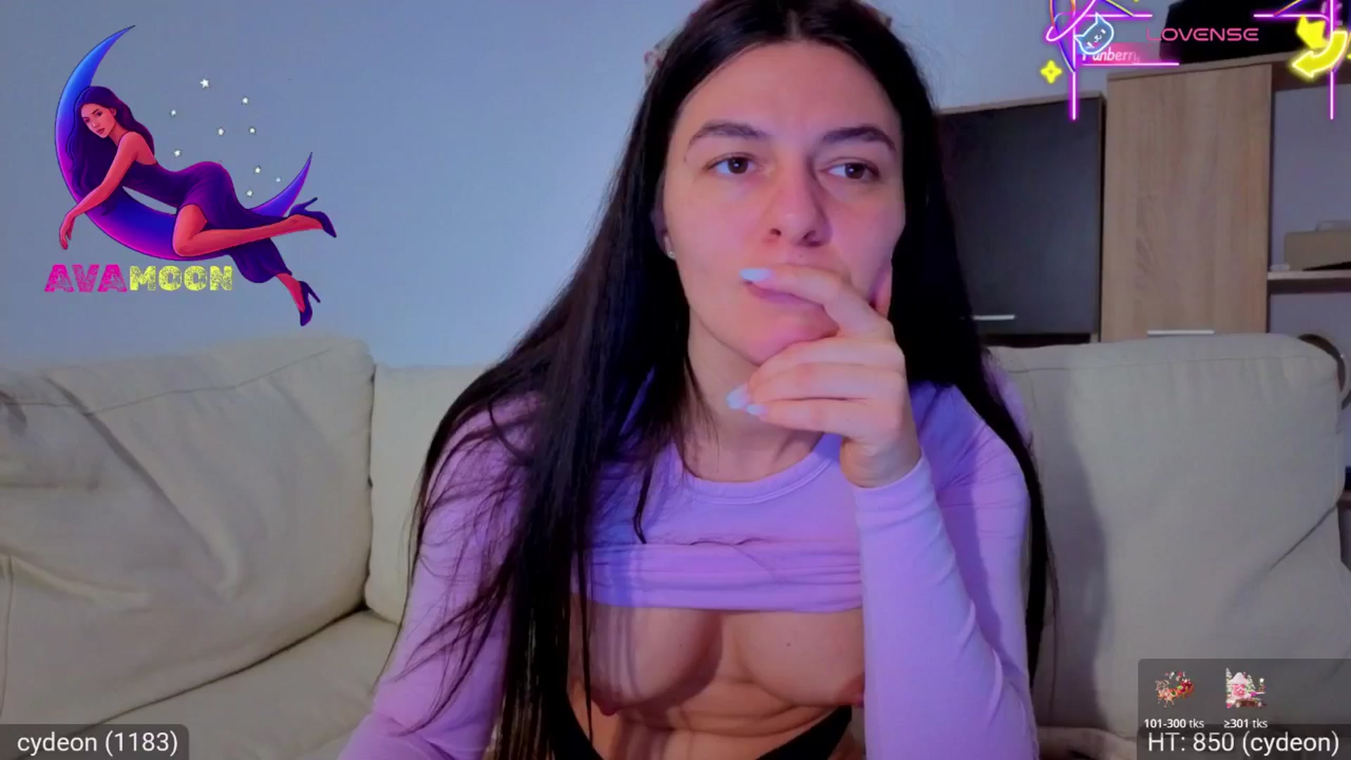 Gallery image thumbnail from AvaMoonlight's myfreecams stream on, 01/09/2026, 01:03 image 13 of 20