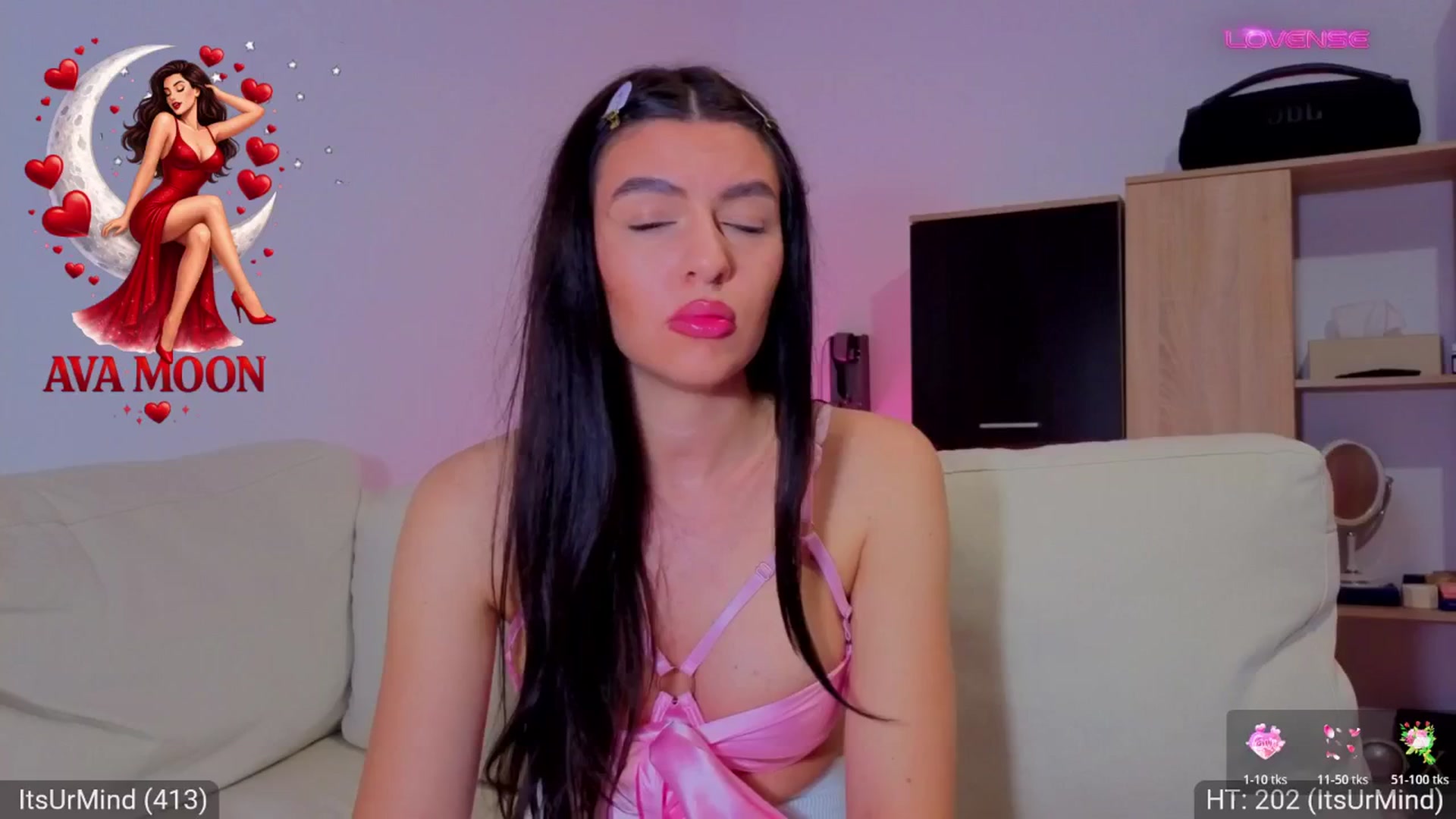 Gallery image thumbnail from AvaMoonlight's myfreecams stream on, 01/14/2026, 01:42 image 5 of 20