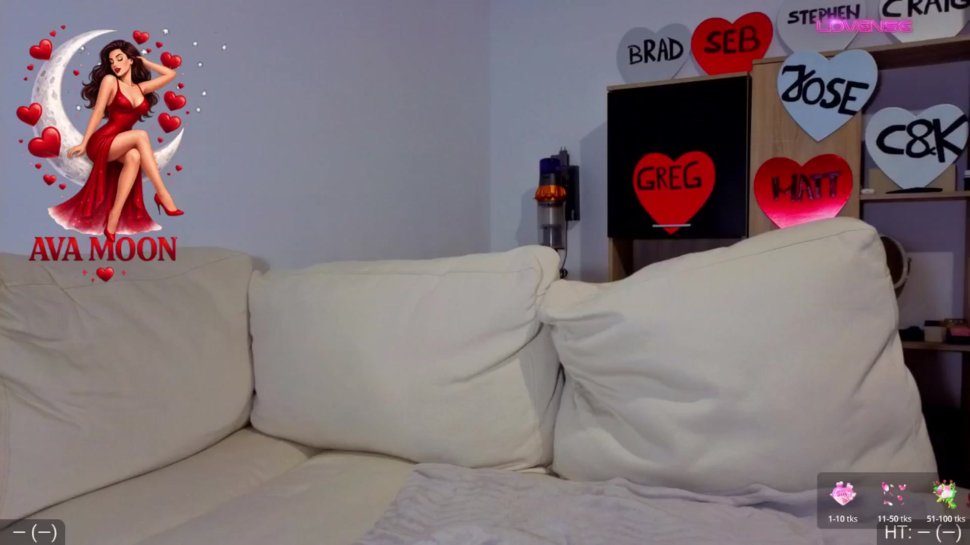 Gallery image thumbnail from AvaMoonlight's myfreecams stream on, 02/01/2026, 18:18 image 1 of 20