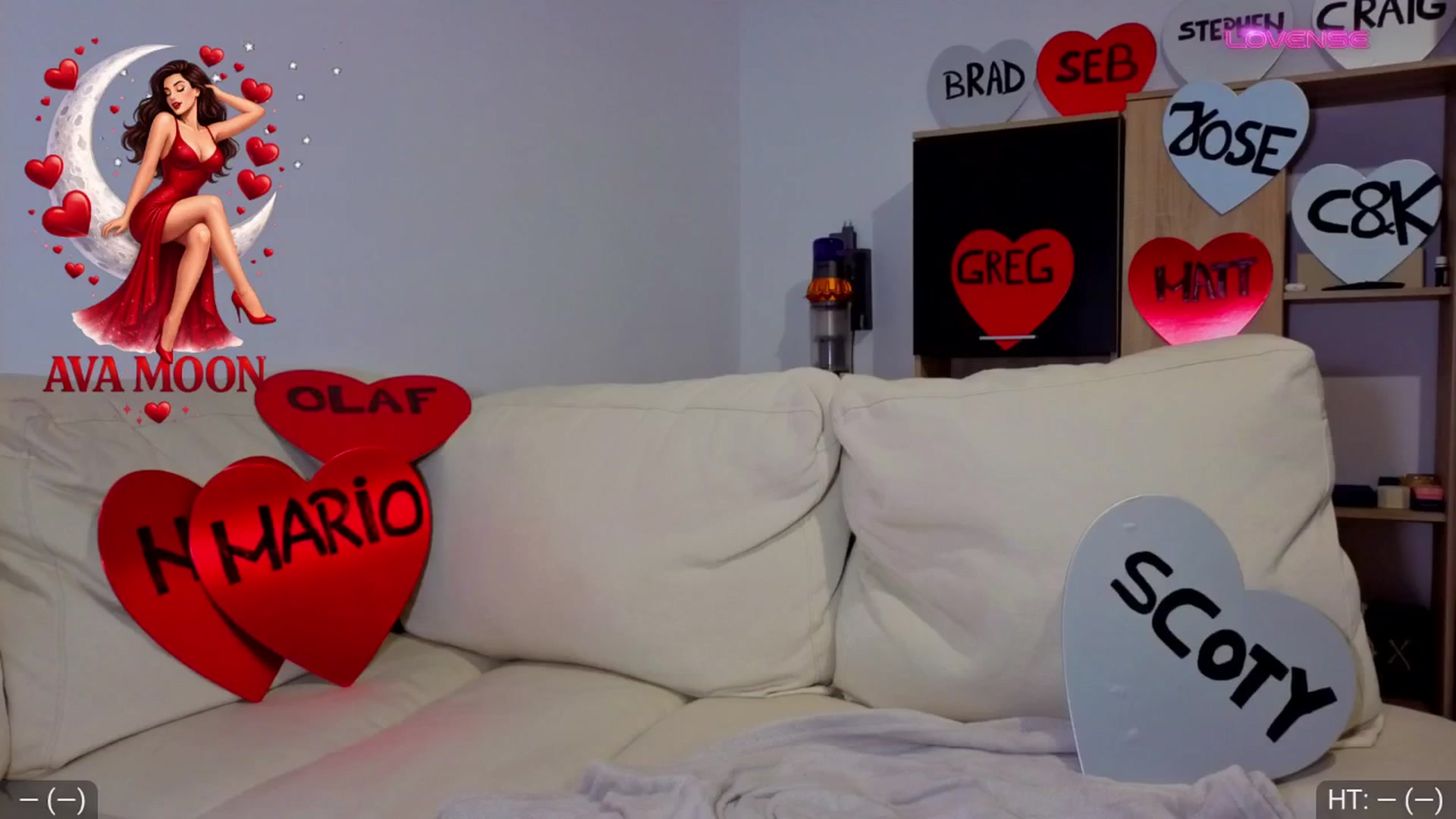 Gallery image thumbnail from AvaMoonlight's myfreecams stream on, 02/01/2026, 18:18 image 14 of 20
