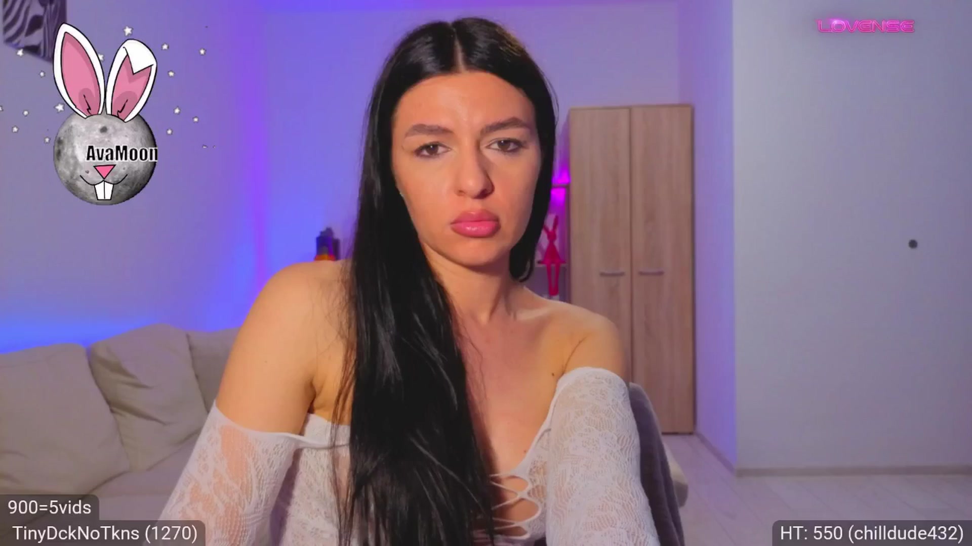 Gallery image thumbnail from AvaMoonlight's myfreecams stream on, 04/01/2026, 24:39 image 18 of 20